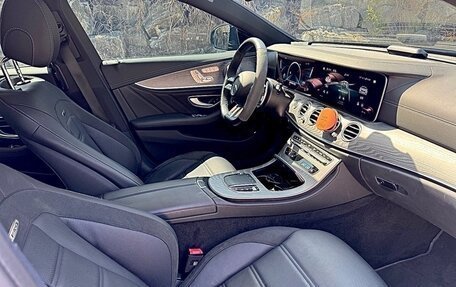 Mercedes-Benz E-Класс AMG, 2023 год, 8 999 123 рублей, 10 фотография