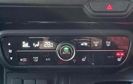 Honda N-BOX II, 2022 год, 947 000 рублей, 21 фотография