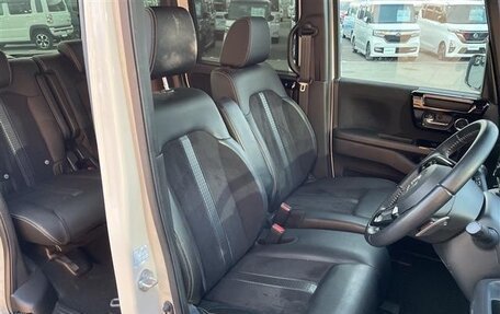 Honda N-BOX II, 2022 год, 947 000 рублей, 34 фотография