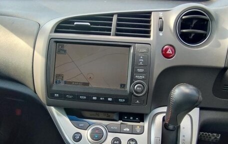 Honda Stream II, 2014 год, 1 070 000 рублей, 13 фотография