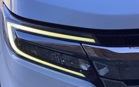 Honda Stepwgn IV, 2021 год, 2 230 000 рублей, 6 фотография