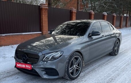 Mercedes-Benz E-Класс, 2018 год, 3 150 000 рублей, 4 фотография