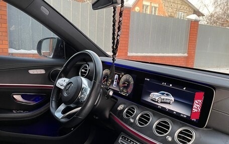 Mercedes-Benz E-Класс, 2018 год, 3 150 000 рублей, 19 фотография