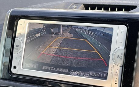 Toyota Wish II, 2017 год, 1 290 000 рублей, 19 фотография