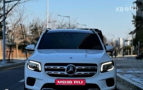 Mercedes-Benz GLB, 2022 год, 3 178 030 рублей, 1 фотография
