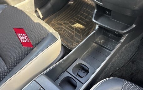 Toyota Wish II, 2017 год, 1 290 000 рублей, 21 фотография