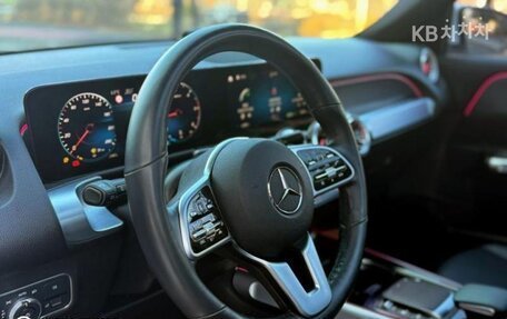 Mercedes-Benz GLB, 2022 год, 3 178 030 рублей, 13 фотография