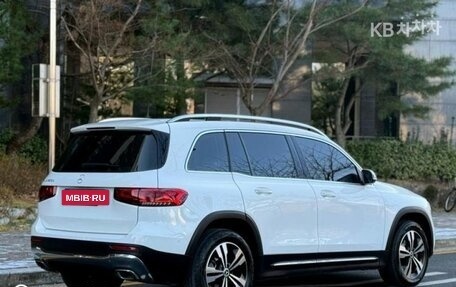 Mercedes-Benz GLB, 2022 год, 3 178 030 рублей, 4 фотография