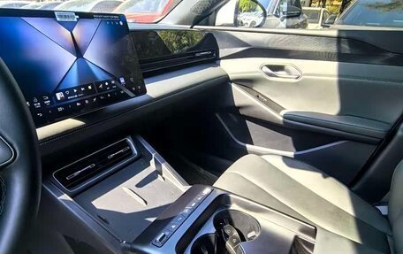 BYD Qin, 2025 год, 2 000 000 рублей, 10 фотография