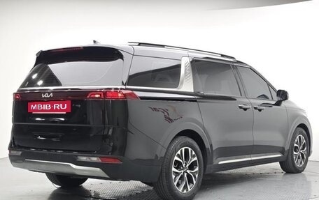 KIA Carnival, 2023 год, 5 757 030 рублей, 2 фотография