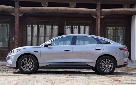 BYD Qin, 2025 год, 1 840 000 рублей, 7 фотография