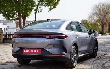 BYD Qin, 2025 год, 1 840 000 рублей, 4 фотография