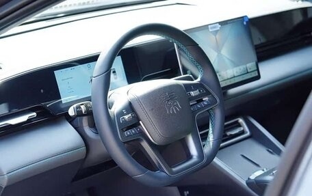 BYD Qin, 2025 год, 1 840 000 рублей, 10 фотография