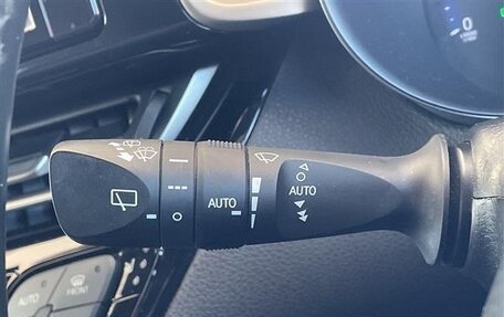 Toyota C-HR I рестайлинг, 2022 год, 1 730 000 рублей, 13 фотография