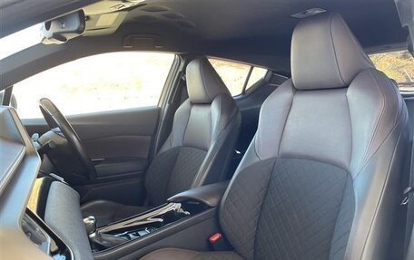 Toyota C-HR I рестайлинг, 2022 год, 1 730 000 рублей, 24 фотография