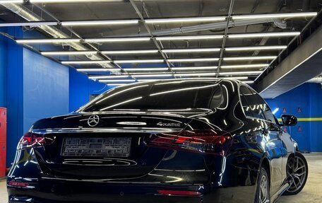 Mercedes-Benz E-Класс, 2021 год, 4 350 000 рублей, 5 фотография