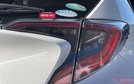 Toyota C-HR I рестайлинг, 2022 год, 1 730 000 рублей, 35 фотография