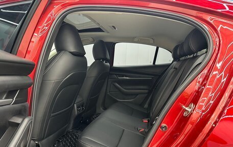 Mazda 3, 2021 год, 1 690 000 рублей, 8 фотография