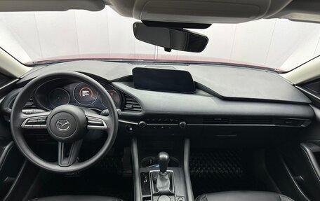 Mazda 3, 2021 год, 1 690 000 рублей, 9 фотография