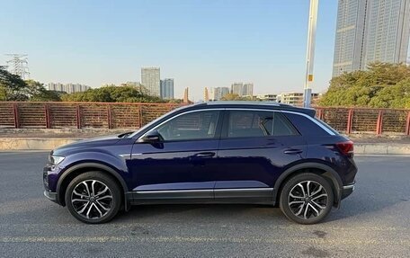 Volkswagen T-Roc I, 2021 год, 1 508 277 рублей, 7 фотография