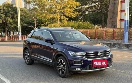 Volkswagen T-Roc I, 2021 год, 1 508 277 рублей, 3 фотография