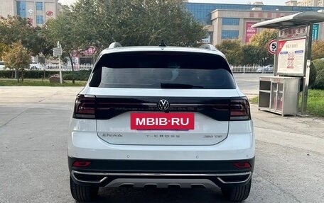Volkswagen T-Cross I, 2021 год, 1 680 007 рублей, 5 фотография
