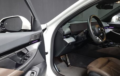 BMW 5 серия, 2024 год, 5 900 005 рублей, 5 фотография