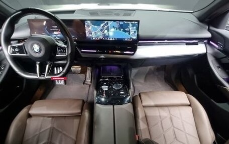 BMW 5 серия, 2024 год, 5 900 005 рублей, 7 фотография