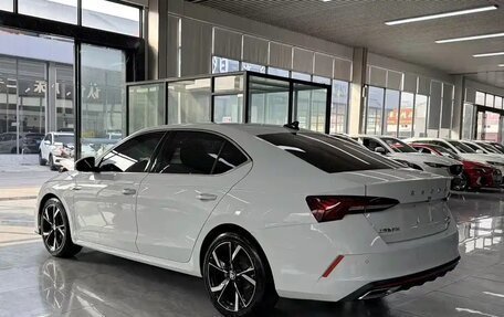 Skoda Octavia IV, 2022 год, 2 120 005 рублей, 4 фотография