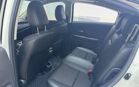 Honda Vezel, 2022 год, 1 470 000 рублей, 8 фотография