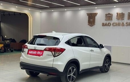 Honda Vezel, 2022 год, 1 470 000 рублей, 4 фотография