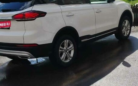 Geely Atlas, 2023 год, 1 900 000 рублей, 8 фотография