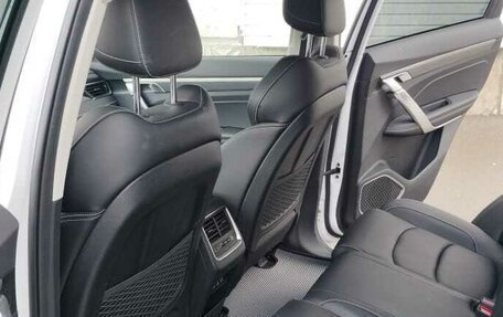 Geely Atlas, 2023 год, 1 900 000 рублей, 11 фотография