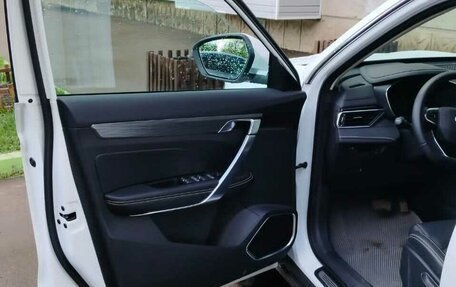 Geely Atlas, 2023 год, 1 900 000 рублей, 13 фотография