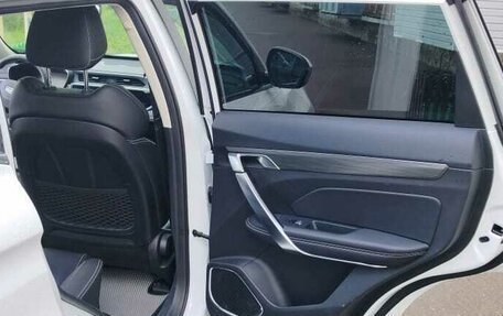 Geely Atlas, 2023 год, 1 900 000 рублей, 21 фотография