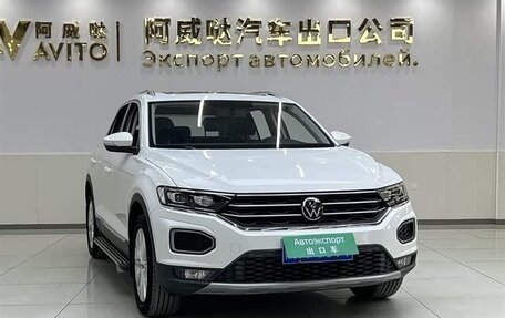 Volkswagen T-Roc I, 2021 год, 1 610 277 рублей, 3 фотография
