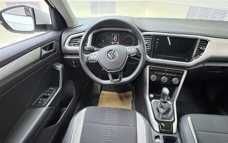 Volkswagen T-Roc I, 2021 год, 1 610 277 рублей, 11 фотография