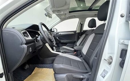 Volkswagen T-Roc I, 2021 год, 1 610 277 рублей, 7 фотография