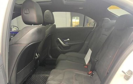 Mercedes-Benz A-Класс, 2023 год, 1 790 000 рублей, 8 фотография