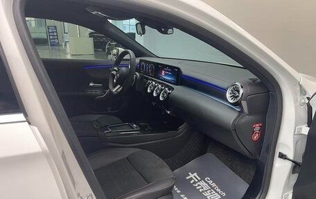 Mercedes-Benz A-Класс, 2023 год, 1 790 000 рублей, 9 фотография