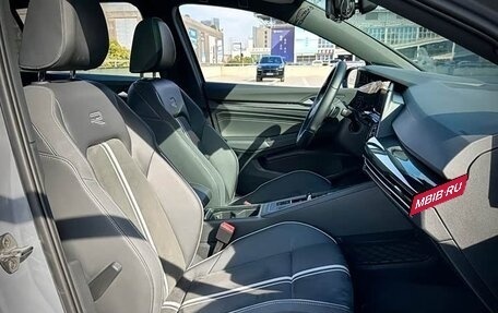 Volkswagen Golf VIII, 2021 год, 1 720 000 рублей, 16 фотография