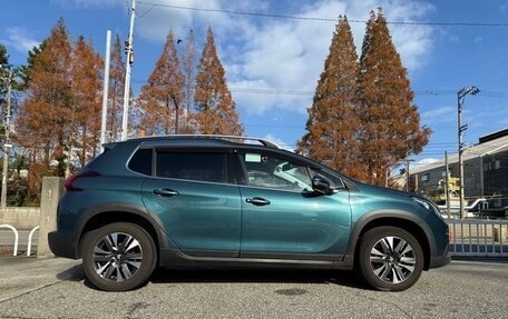 Peugeot 2008 II, 2017 год, 882 748 рублей, 6 фотография