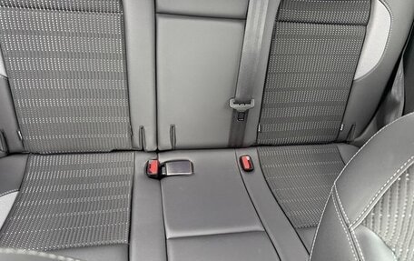 Peugeot 2008 II, 2017 год, 882 748 рублей, 28 фотография