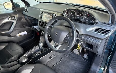 Peugeot 2008 II, 2017 год, 882 748 рублей, 17 фотография