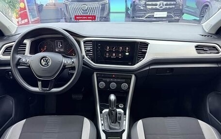 Volkswagen T-Roc I, 2021 год, 1 567 277 рублей, 7 фотография