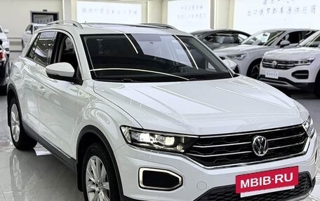 Volkswagen T-Roc I, 2021 год, 1 567 277 рублей, 3 фотография