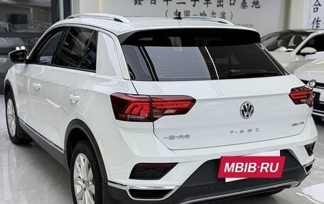 Volkswagen T-Roc I, 2021 год, 1 567 277 рублей, 4 фотография