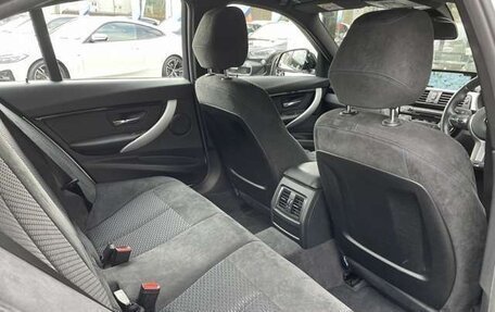 BMW 3 серия, 2019 год, 1 479 000 рублей, 12 фотография