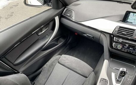 BMW 3 серия, 2019 год, 1 479 000 рублей, 11 фотография