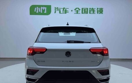 Volkswagen T-Roc I, 2022 год, 1 626 277 рублей, 5 фотография